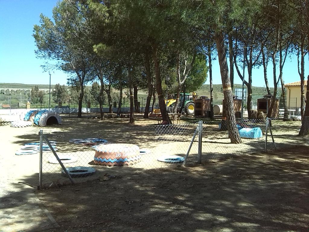 Camping Las Catalinas Ríolobos Esterno foto